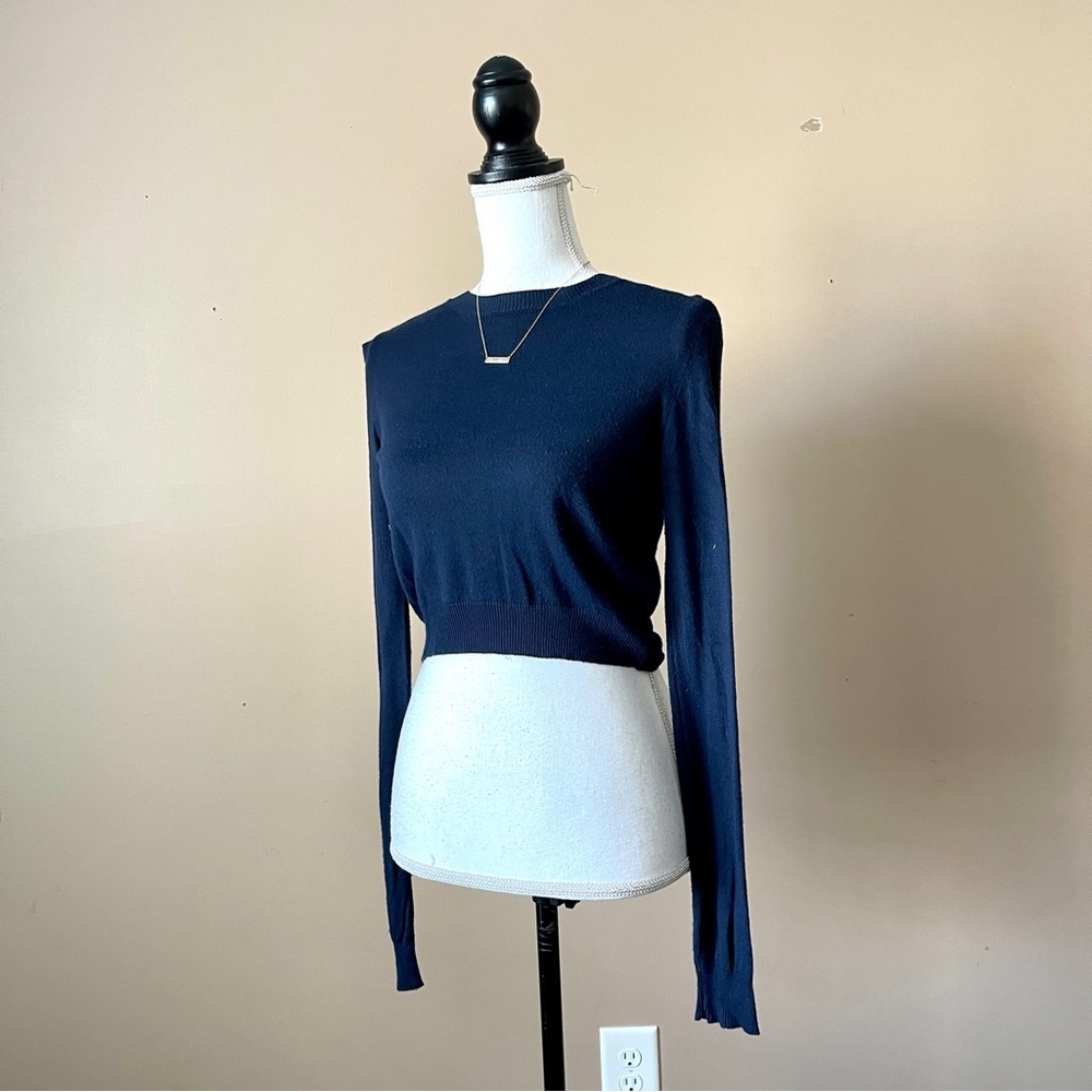 BRANDY MELVILLE | Navy Blue Cropped Knit Sweater Sz OS - Picture 2 of 6